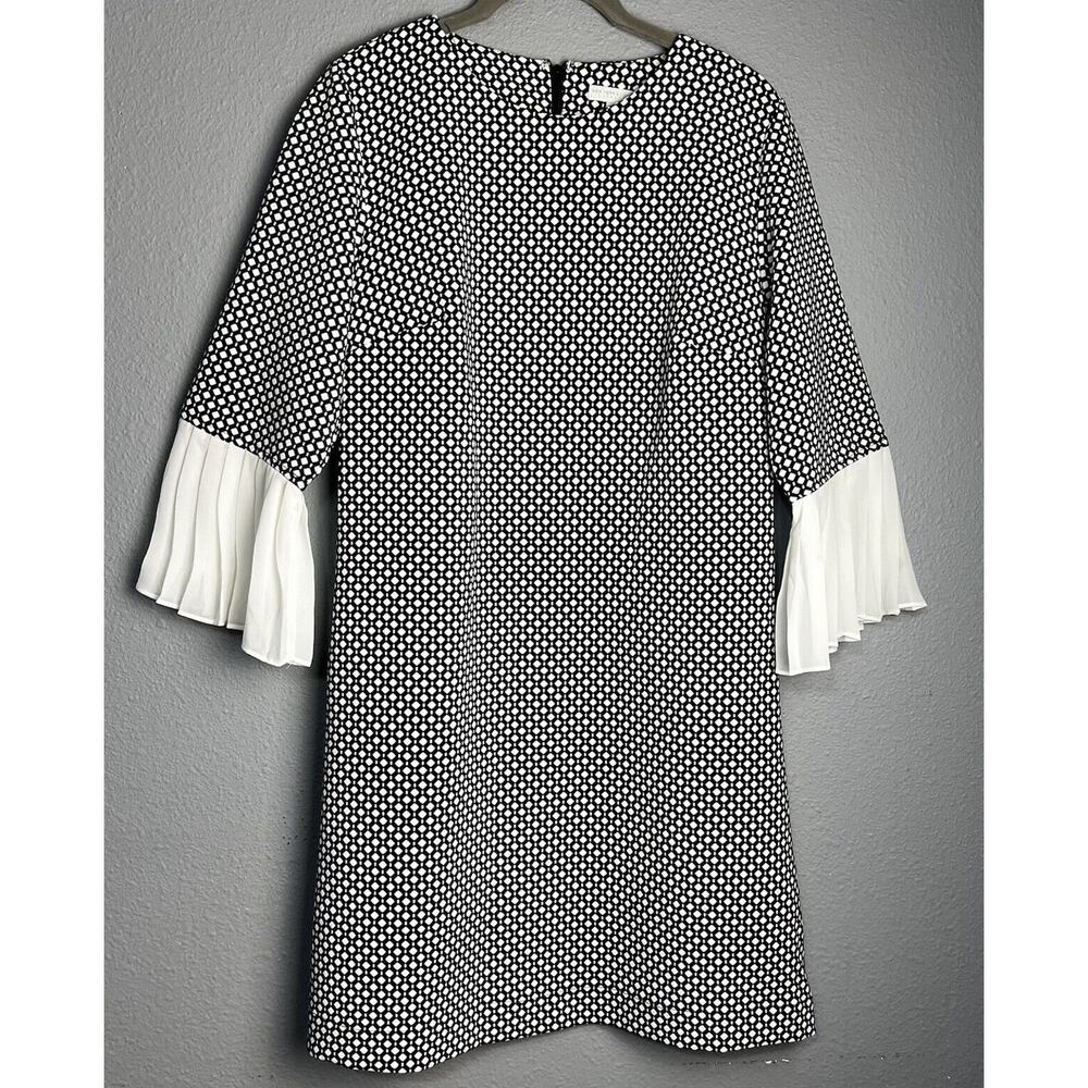 New York & Company Diamond Pattern Shift Dress Size M Black & White Flare Sleeve
